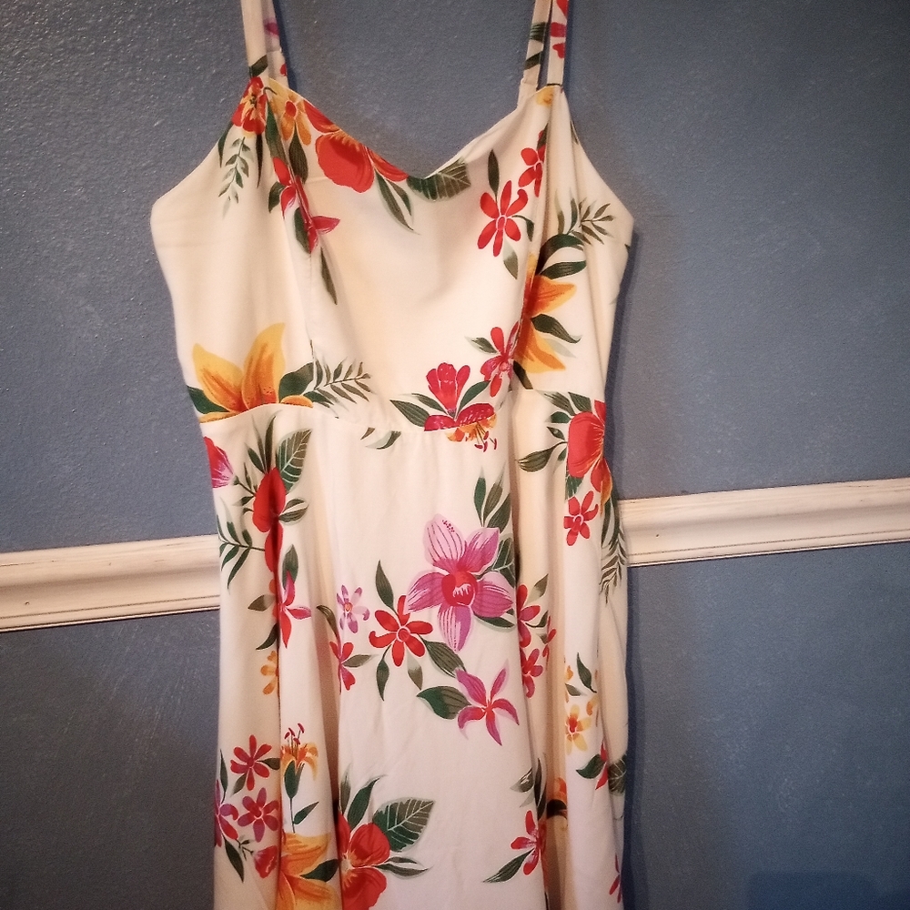Old Navy Straps Floral Summer Dress
